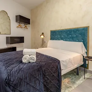 2* Hotel Villamarta Boutique
